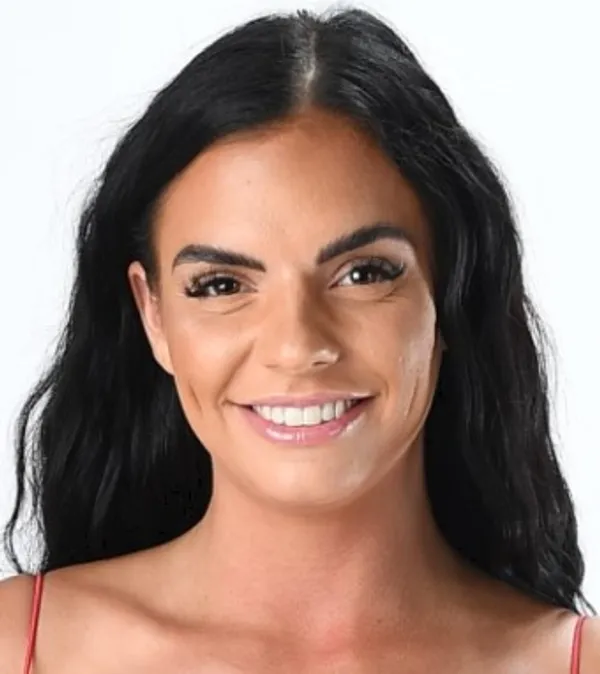 Desiree Nevada's photo 3