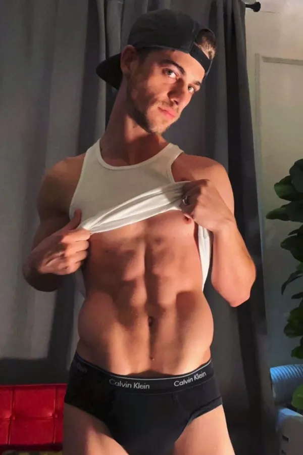 Dillon Roman's photo 6