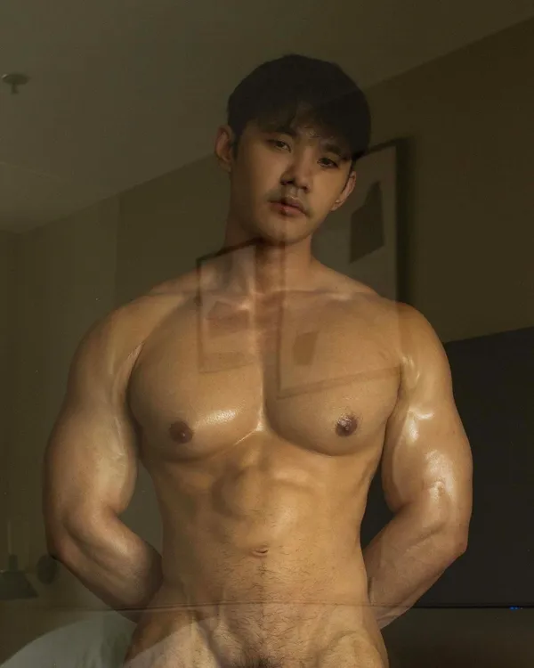 Disakorn's BabeWiki Profile