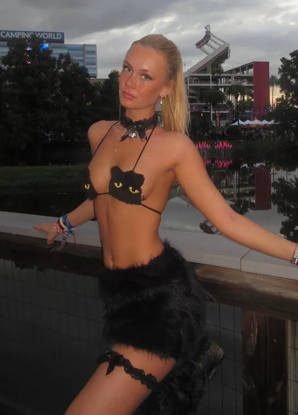 DJ Pragmatica's BabeWiki Profile