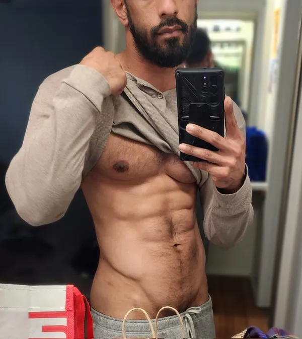 Dominic Taylor's BabeWiki Profile