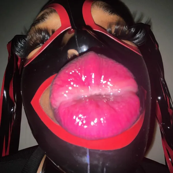 Dominican Lipz's photo 4