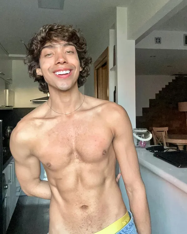 Dominik Xoxo's BabeWiki Profile