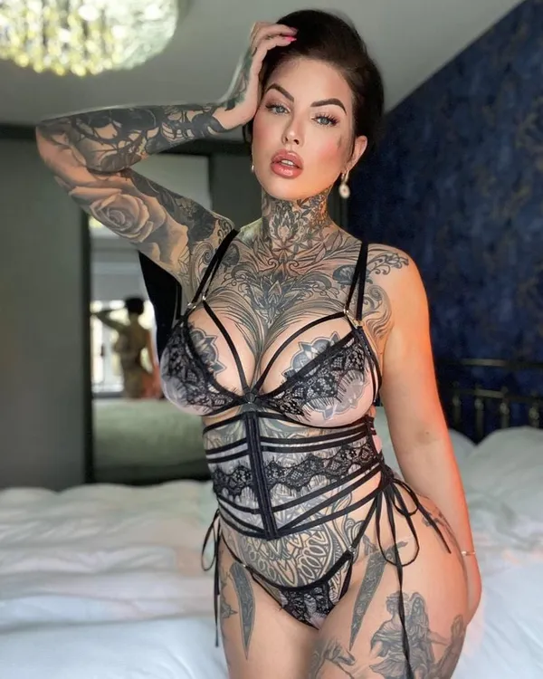 Donnawildcard's BabeWiki Profile