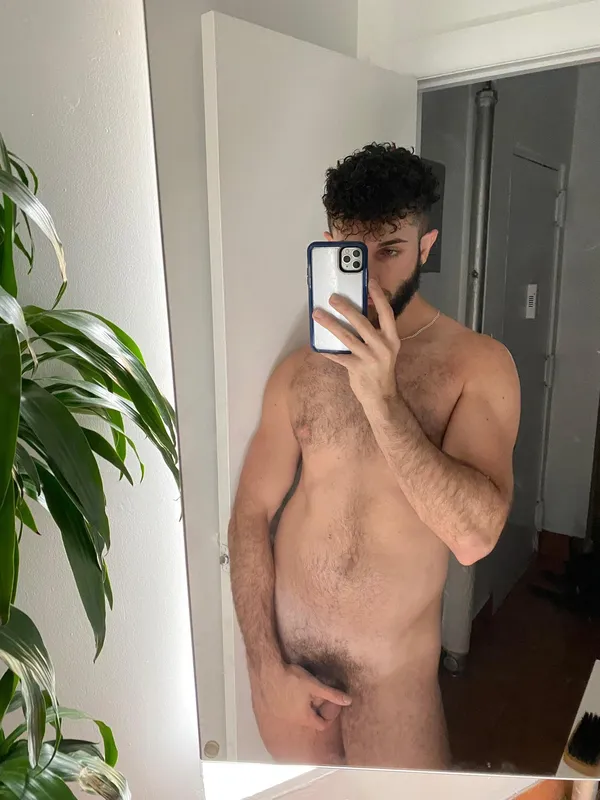 Drew James's BabeWiki Profile