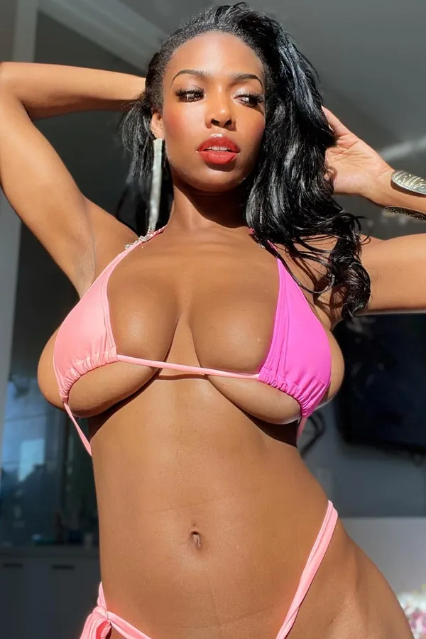 Dulce Moon's photo 7