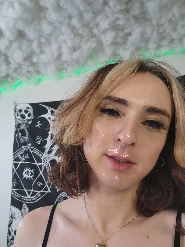 Dusti Bunny's photo 8