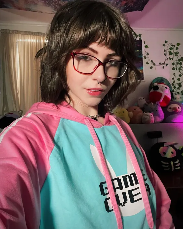 Dutifuldolly's photo 9