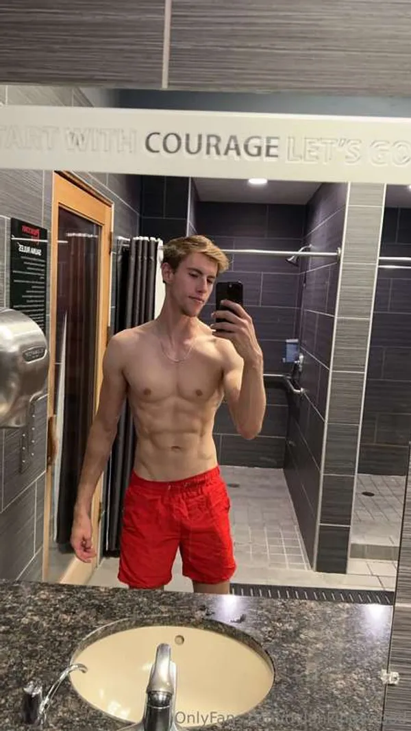 Dylan Kingswood's photo 4