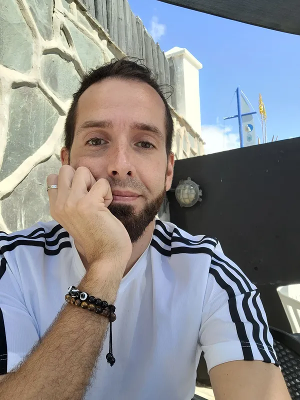 Dylan Rossi's BabeWiki Profile