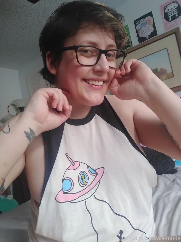 Ean Ovum's BabeWiki Profile