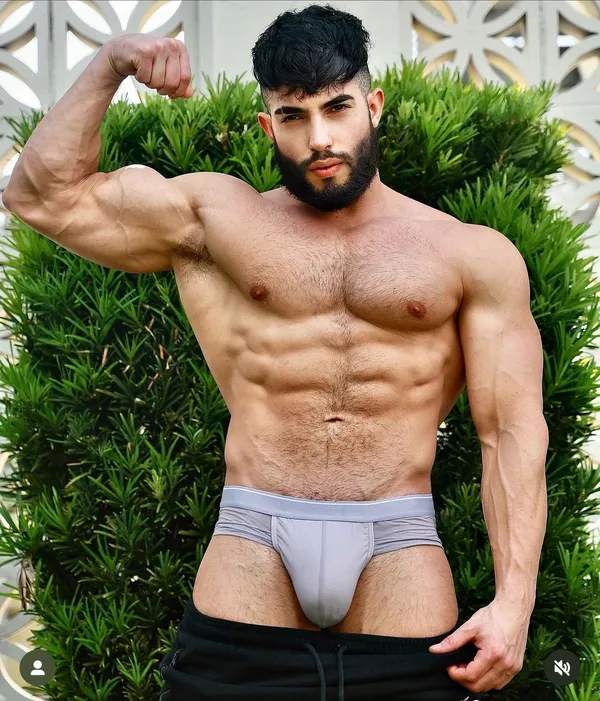 Eddie Miami's BabeWiki Profile