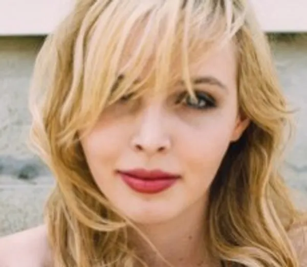 Eden Blaze's BabeWiki Profile