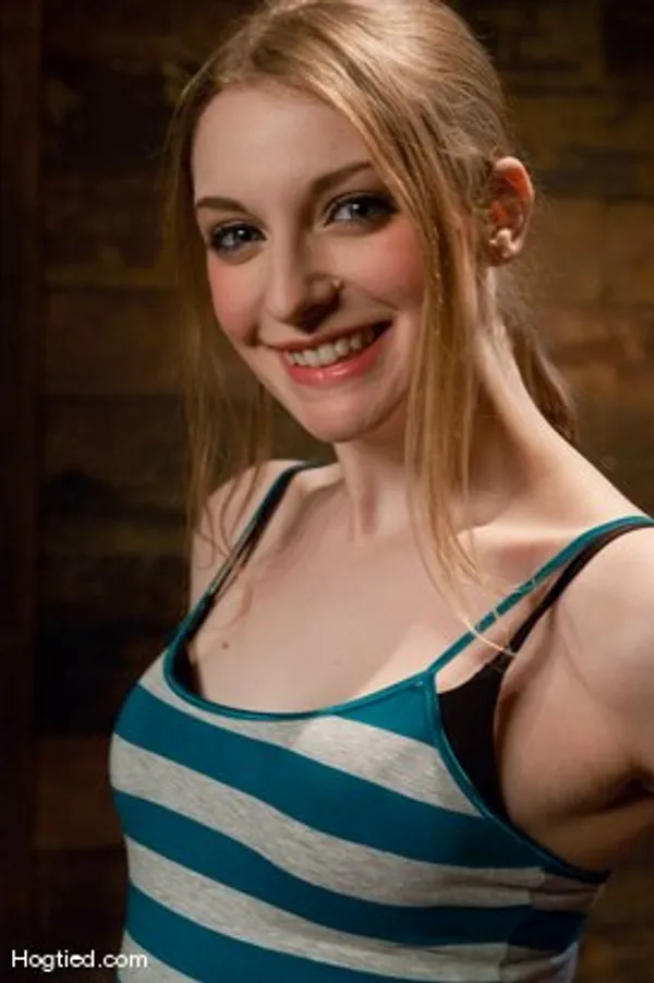 Ela Darling's photo 3