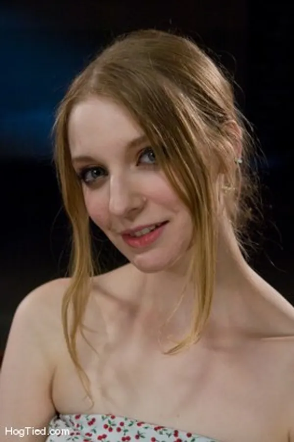 Ela Darling's photo 6