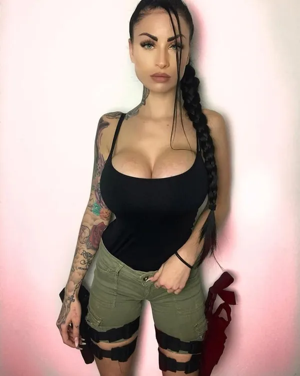 Elisa Albrich's BabeWiki Profile