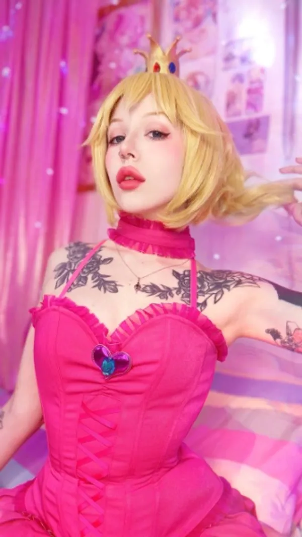 Elisabeth Weir's photo 4