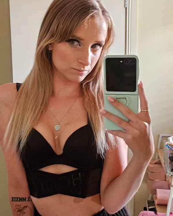 Eliza Cumming's photo 4