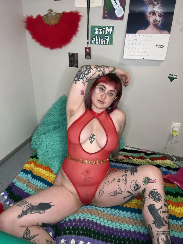 Elizabeth Fields's photo 2