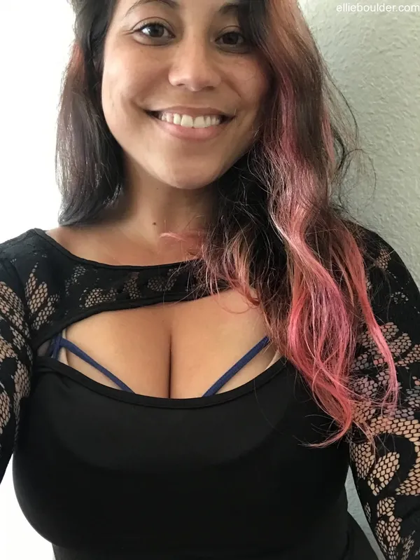 Ellie Boulder's photo 3