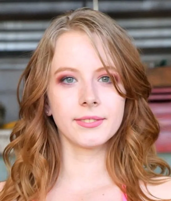 Elodie Lee's BabeWiki Profile