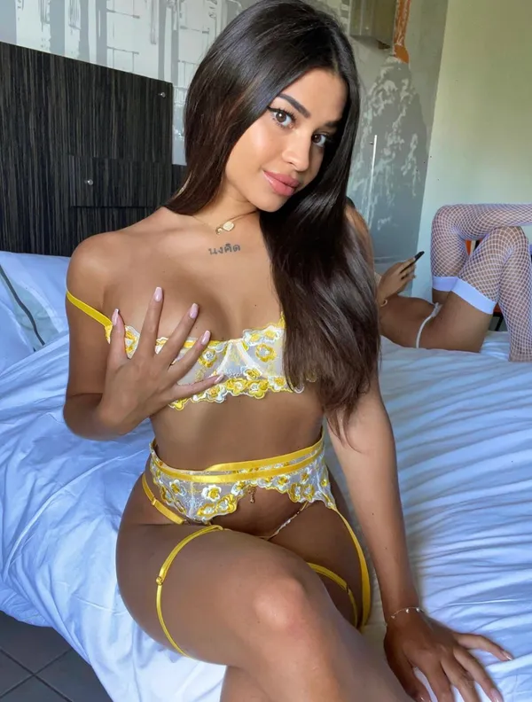 Elodie Xoxo's photo 5