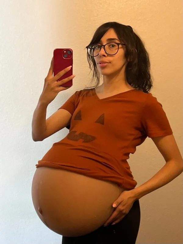 EmberBastet's BabeWiki Profile