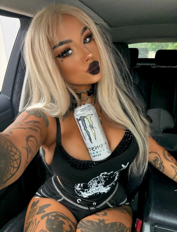 Emilia Jolie's photo 6