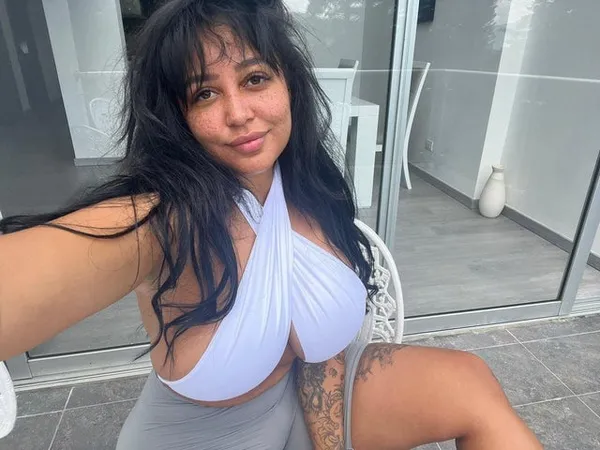 Emily Cheree's photo 3