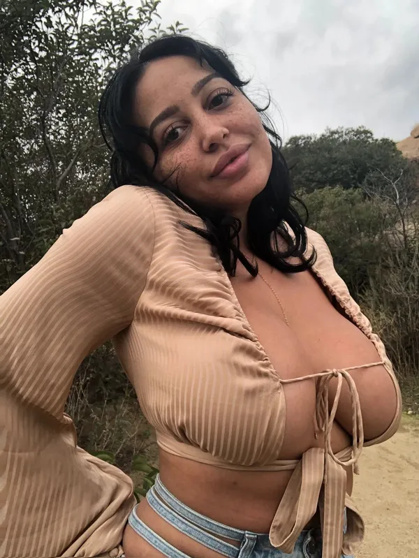 Emily Cheree's photo 8