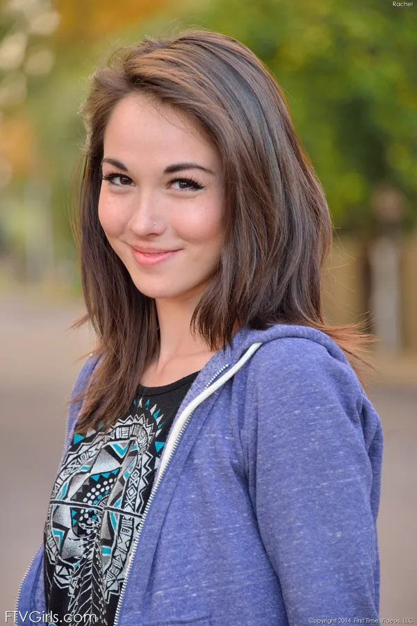 Emily Grey's photo 4