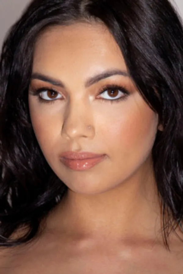 Emily Kaye's photo 8