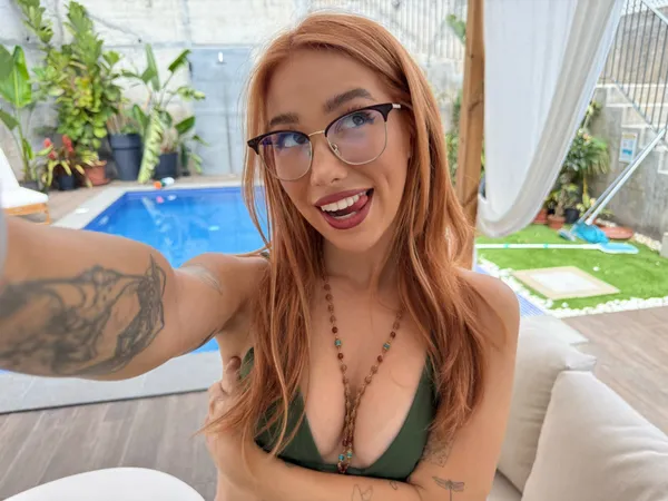 Emily Kent's photo 4