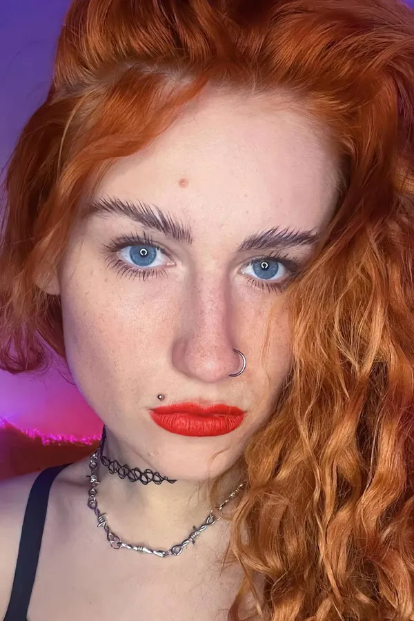 Emily Rose's photo 4