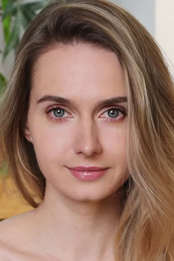 Emily Swan's photo 8