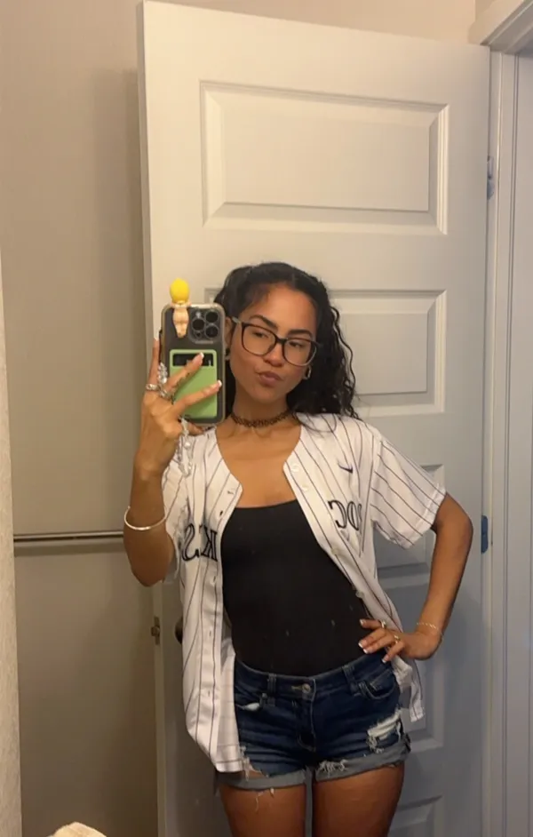 Emmy Banks's photo 6