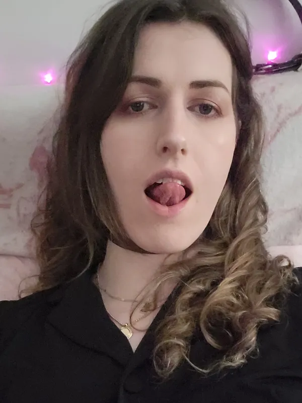 Envy Darling's BabeWiki Profile