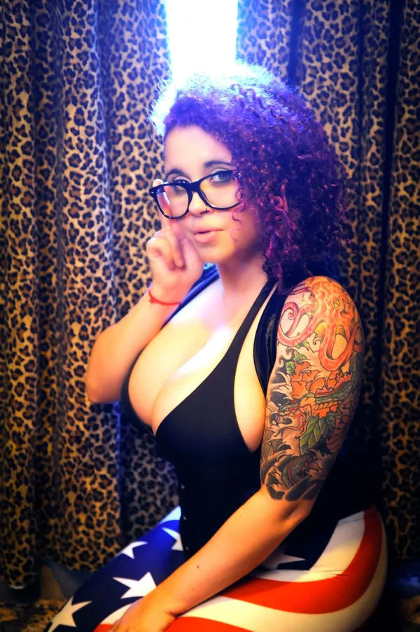 Envy Us's BabeWiki Profile