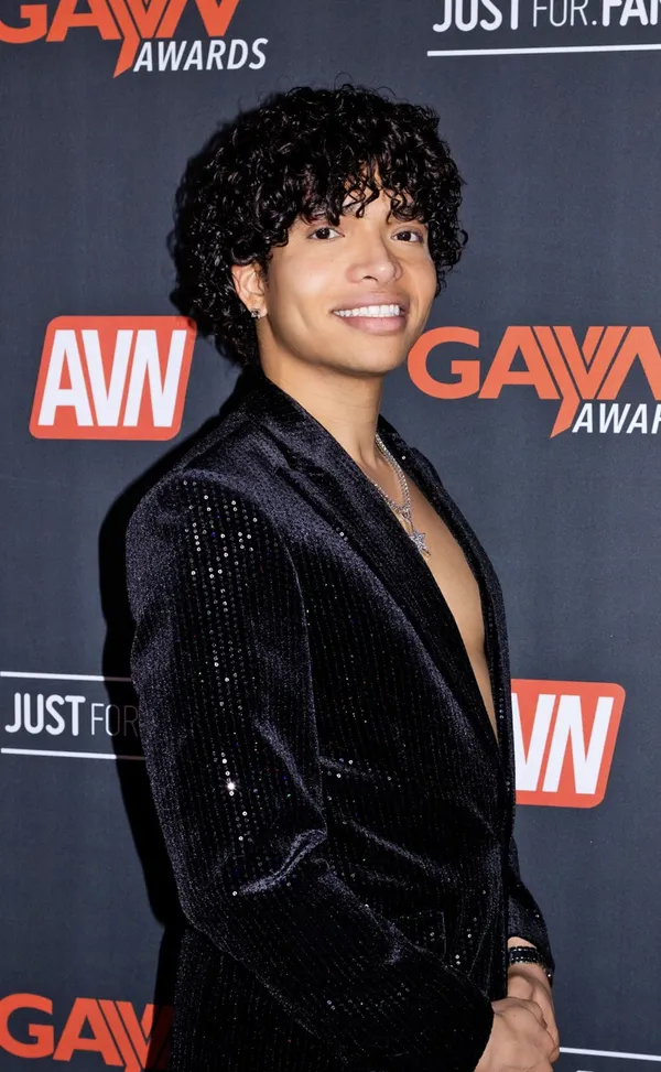 Erick Hall's BabeWiki Profile