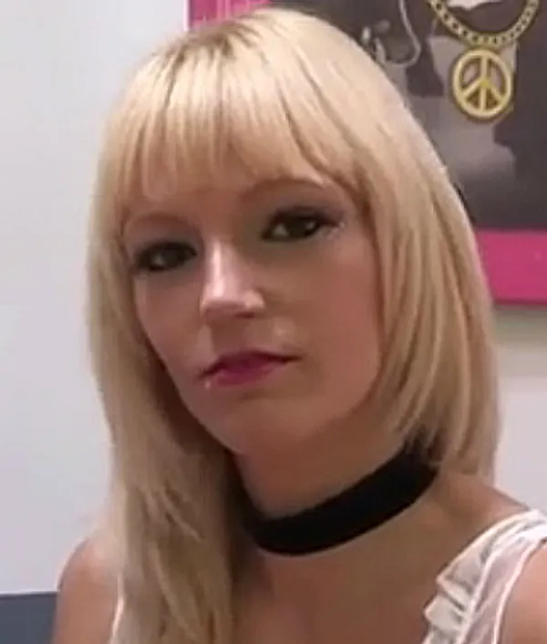 Estefani Tarrago's photo 7