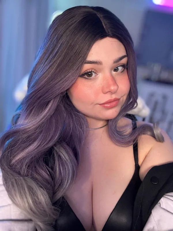 Eve Iris's BabeWiki Profile