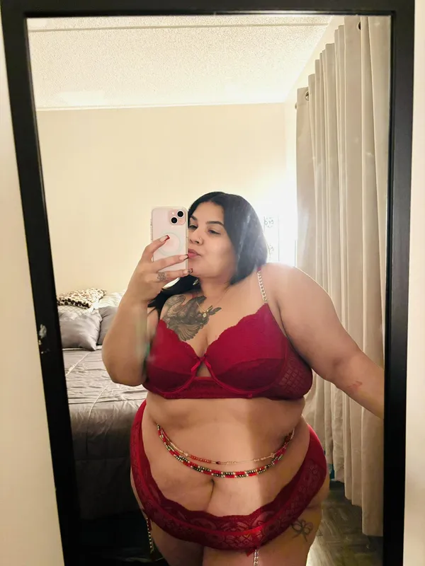 Ezzy Exotic's photo 2