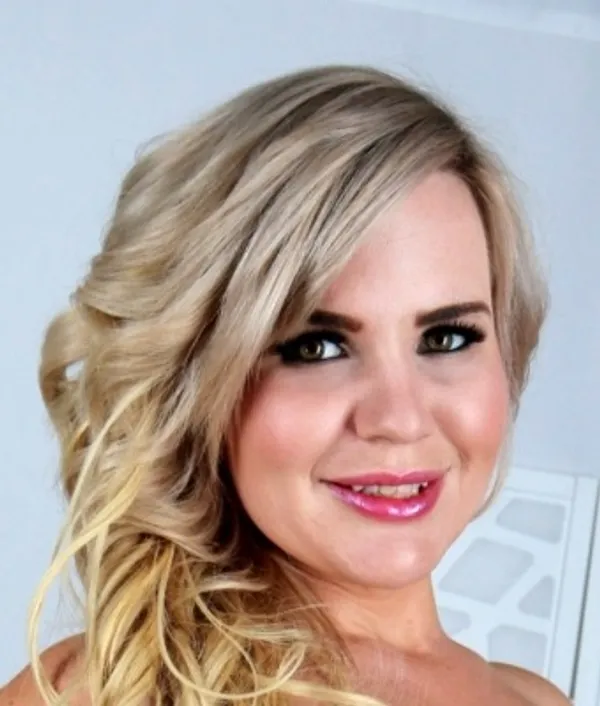 Fallon Fairbanks's photo 6