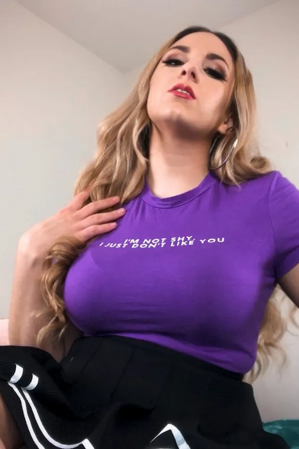 Farrah Reign's photo 5