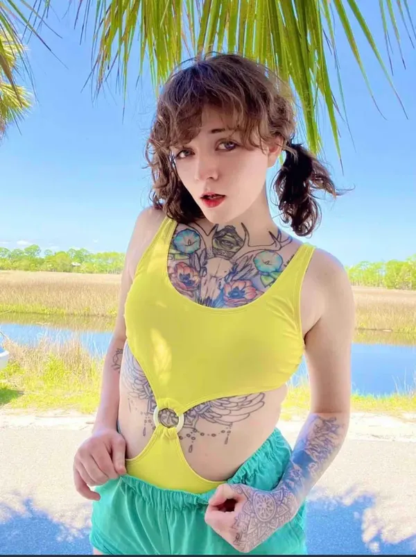 Farynn Fux's photo 4