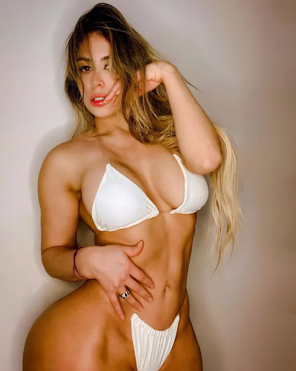 Fatima Segovia's photo 6