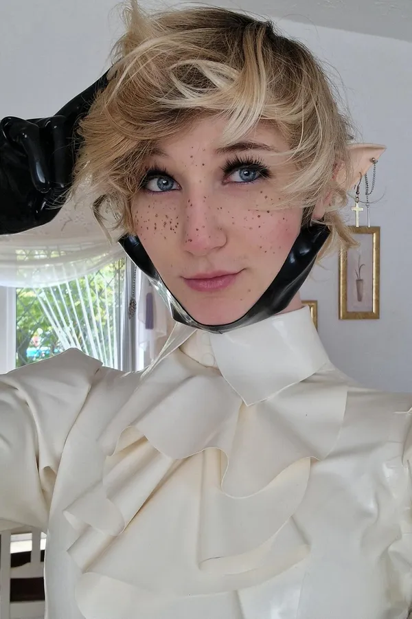Felexiia's BabeWiki Profile