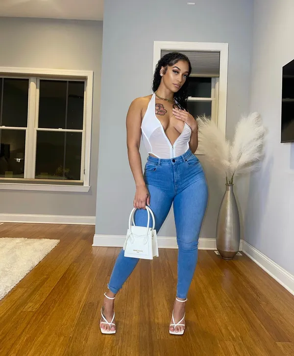 Felicia Lucas's photo 6