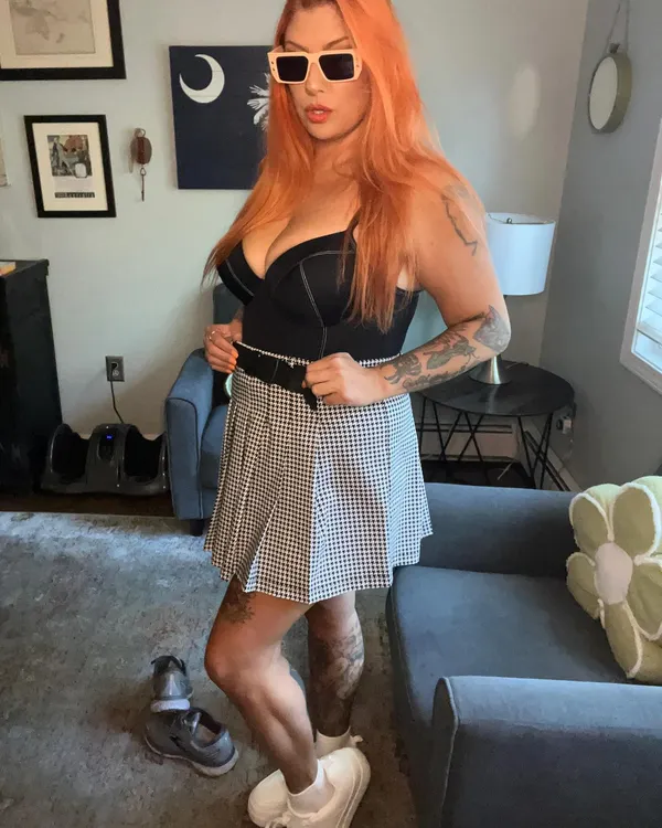 Felicia Rose's photo 3