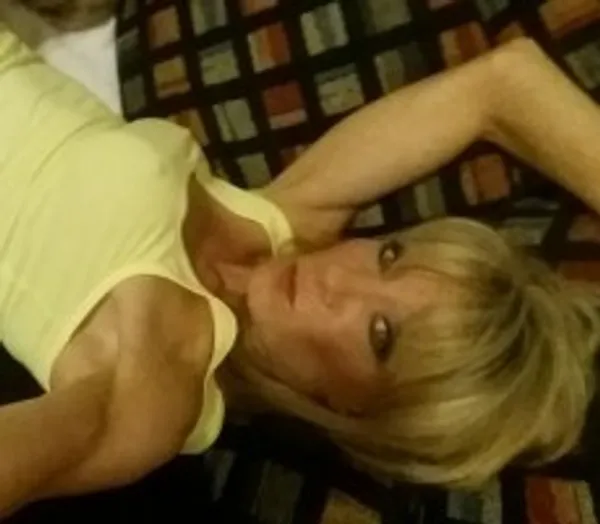 Felony Swallows's BabeWiki Profile